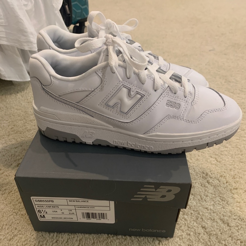 New Balance 550